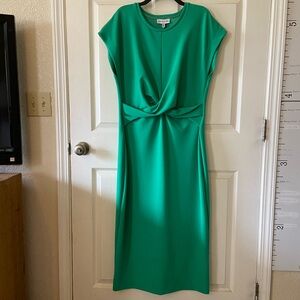Gibson Latimer Green Sheath Dress with Dolman Sleeves